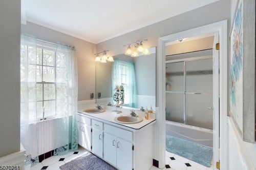3 Country Ln, Califon NJ  07830-3437 exterior