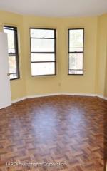 420 Garden St, Hartford CT  06112-2413 exterior