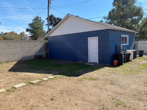 220 Mountain View Ave, Glendora CA  91741-3301 exterior