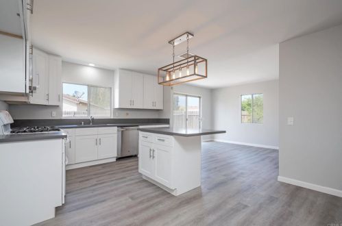 969 Raedel Dr, San Diego, CA 92154-2015