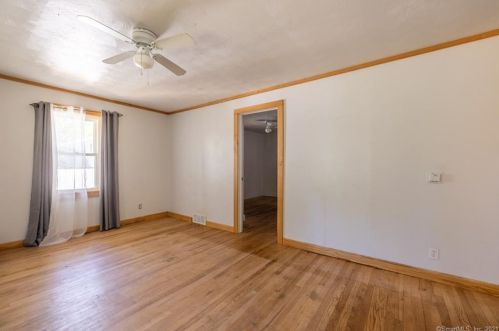 60 Stoughton Rd, East Windsor, CT 06088-9754