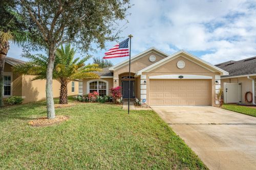 127 Mason Dr, Titusville, FL 32780-9124