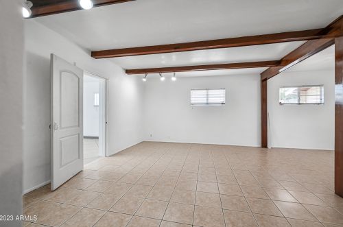 4518 9th Ave, Phoenix AZ  85013-2605 exterior