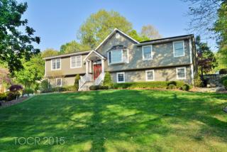 80 Algonquin Trl, Oakland, NJ 07436-3733