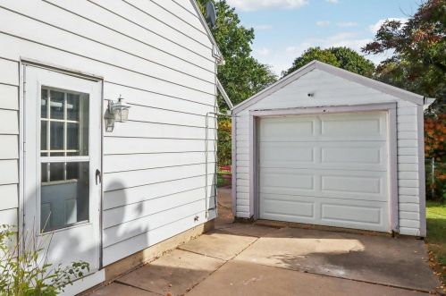 4313 Keating Ter, Madison WI 53711-1563 exterior