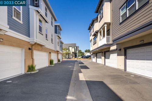 296 1 St, Benicia CA 94510-3553 exterior