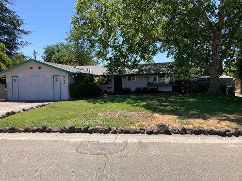 6752 Navion Dr, Citrus Heights, CA 95621-1856