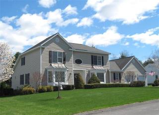 30 Greyledge Dr, Albany, NY 12211-2054
