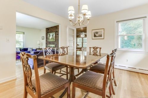 122 Spook Rock Rd, Airmont NY  10901-3008 exterior