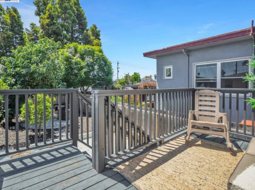 807 46th St, Oakland CA 94608-3418 exterior