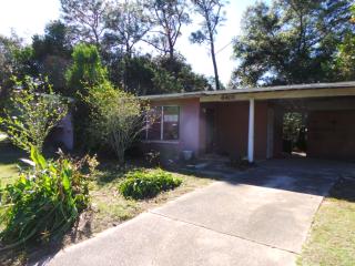 4401 Chantilly Way, Pensacola, FL 32505-3028
