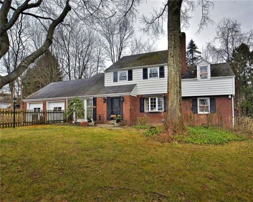 64 Woodland Farms Rd, Pittsburgh, PA 15238-2020