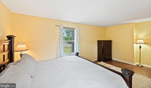 3080 Harbour Dr, Palmyra NJ 08065-2219 exterior