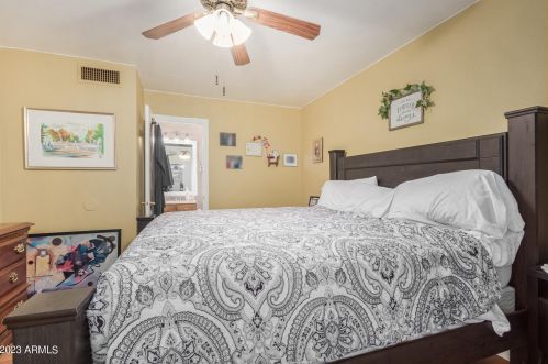 4722 Wahalla Ln, Glendale AZ 85308-7081 exterior