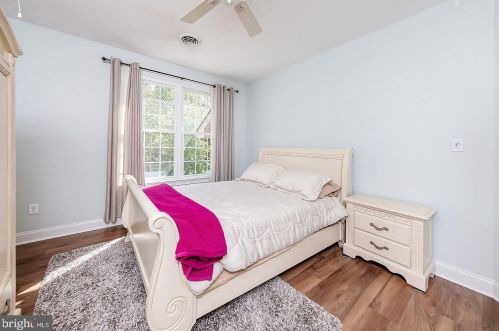 353 Auburn St, Pilesgrove NJ  08098-1201 exterior