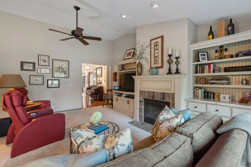 1510 Eastbrook Dr, Thiensville WI  53092-2986 exterior