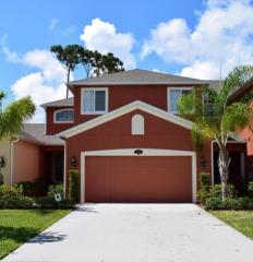 3240 Arden Cir, Melbourne, FL 32934-8772
