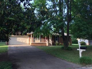 5917 Hillcrest Dr, Harrison, TN 37341-9578