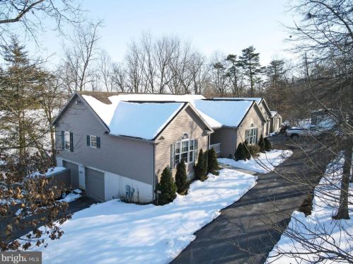 3844 Albert Ave, Upton, PA 17225-8317