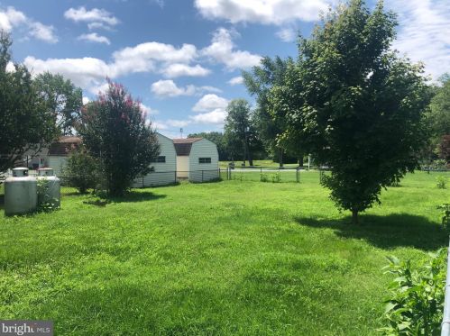 22 Governors Ave, Farmington, DE 19950-6090
