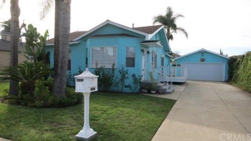 24615 Moon Ave, Lomita, CA 90717-1415