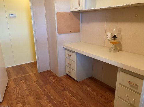 7280 Ladyfish Dr, Saint James City FL  33956-2745 exterior