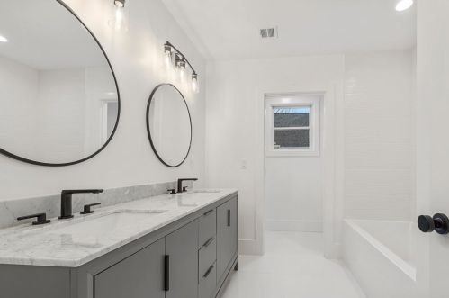 23 Evergreen Rd, Natick MA 01760-1631 exterior