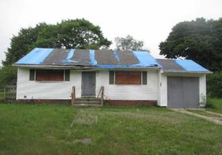 861 Doane Ave, North Bellport NY  11713-1527 exterior