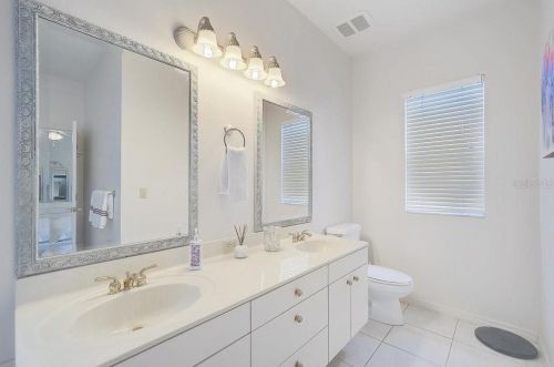 424 Rossetti Dr, Nokomis FL  34275-3541 exterior