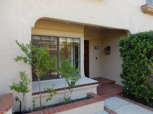 240 Country Club Dr, Simi Valley, CA 93065-0626