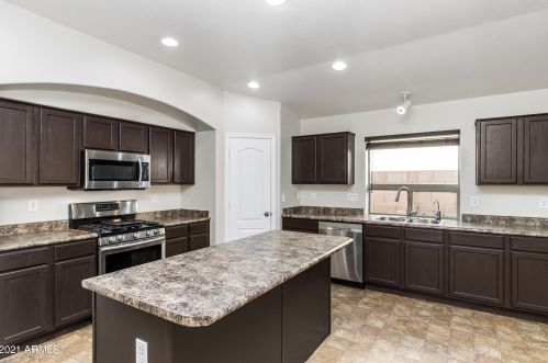 1864 Renford Ln, Casa Grande, AZ 85122-6762
