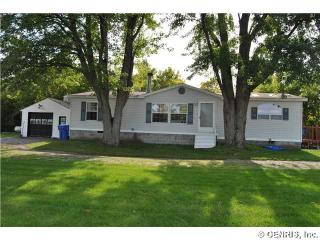 5607 Canandaigua Farmington Tl Rd, Canandaigua NY  14424-8003 exterior