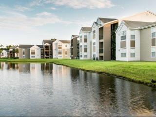 1500 Tiffany Club Pl, Fort Pierce FL  34952-7568 exterior