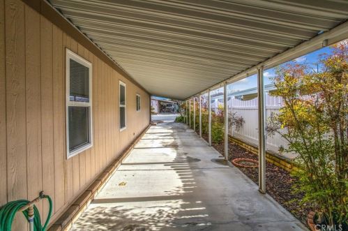 1325 Medallion St, Redlands CA  92374-2666 exterior