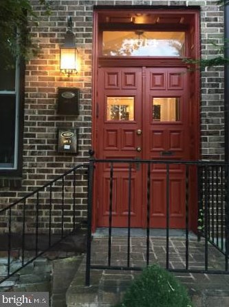 1614 Green St, Harrisburg, PA 17102-2416