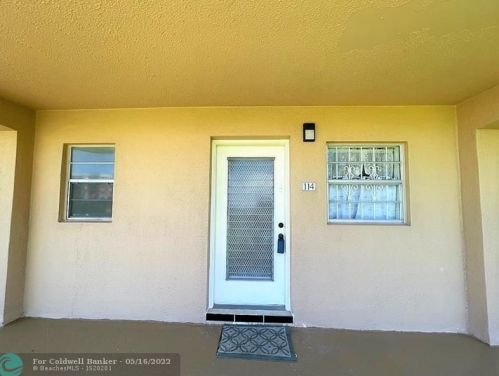 2600 1st Ln, Boynton Beach, FL 33435-1955