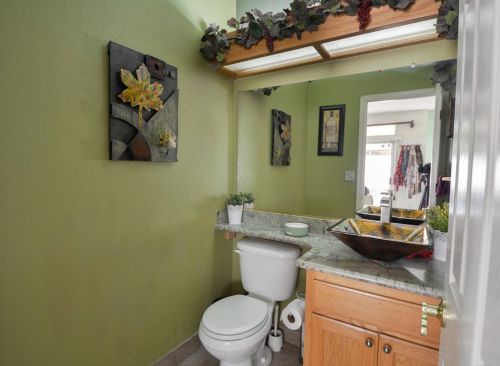607 Grape St, Los Banos CA  93635-6372 exterior