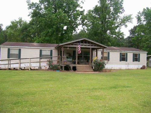 104 County Road 4060, Bon Wier, TX 75928-3444