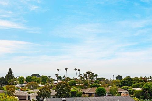 32671 Mediterranean Dr, Dana Point CA  92629-3518 exterior