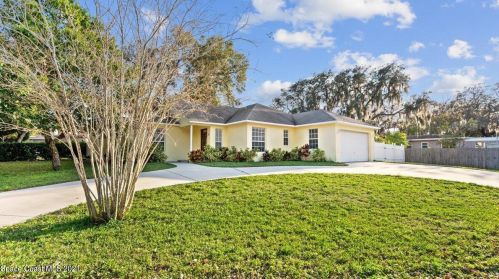 2013 Logan Dr, Titusville, FL 32780-4327