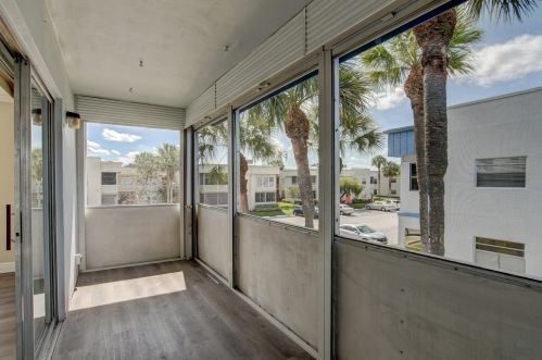 523 Normandy K, Delray Beach FL  33484-4824 exterior