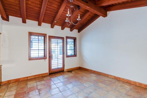 9775 Alto Dr, La Mesa CA 91941-4450 exterior