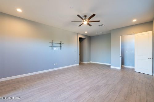 4358 Lambert Ln, Tucson AZ  85742-9084 exterior