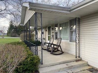 1385 Choctaw Dr, London, OH 43140-8727