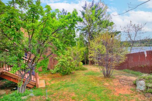 113 Solar Dr, Grass Valley CA  95945-5372 exterior