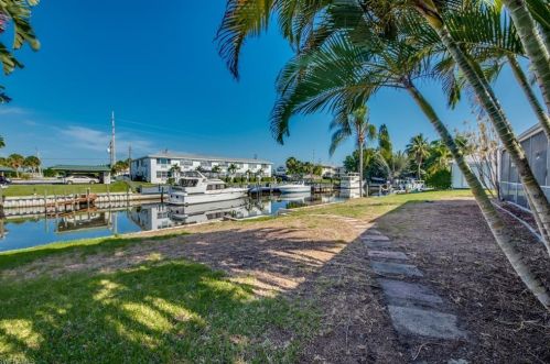 3820 16th Pl, Cape Coral, FL 33904-5002