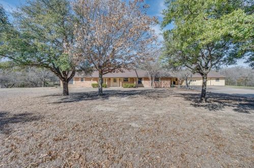 2811 Clearview Dr, Midlothian TX  76065-5457 exterior
