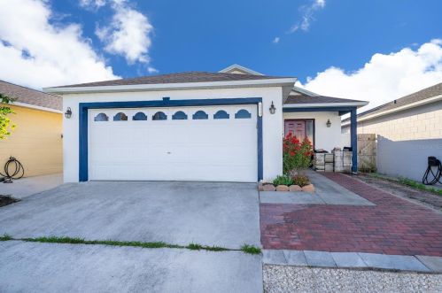 1215 Isadore Dr, Orlando, FL 32825-5705