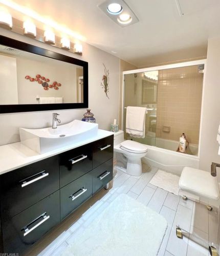 10691 Gulf Shore Dr, Naples FL  34108-3014 exterior