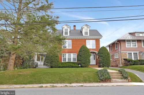 212 2nd St, Mc Connellsburg, PA 17233-1104